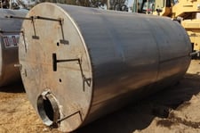 2000 gallon Stainless Steel Vertical Tank, Agitated, 6' diameter x 9' straight side, 2 HP