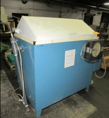 Harshaw / Filtrol 22 Humidity Cabinet, serial #22D-104