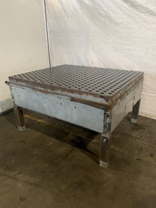 5' x 5' Acorn, welding table, x 40" height, w/ stand