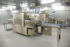 Multivac #T-700, Inline Vacuum Tray Sealer, 20 cycles/min., extended infeed & exit conveys w/967 tooling