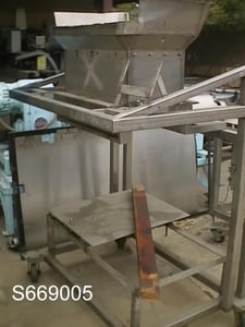 Seasoner, 24" x 12" overhead hopper w/(4 available) partitions