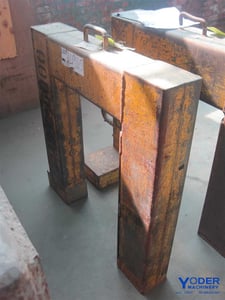 6000 lb. C-hook coil lifter, 32"