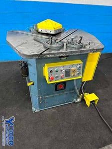 1/8" x 8-5/8" x 8-5/8" Amada #CS-220, hydraulic notcher, foot pedal, 3 HP, 10 ton capacity