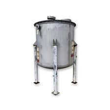 630 gallon Stainless Steel vertical liquid holding tank, 60" cylinder diameter