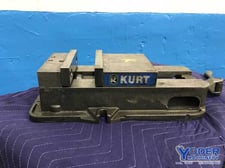 Kurt Anglock #D675, 6" vise, 7-1/2" opening