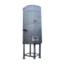 1000 gallon Permian Fabrication & Service, Stainless Steel vertical heated tank