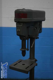 7-1/2" Rockwell #15-069, single spindle drill, 7-1/2" throat, 10.5" x10.5" table, 1/2 HP
