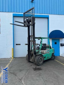 9000 lb. Mitsubishi #FGC40K, forklift truck,LP gas,pneumatic tire,side shift, 1998