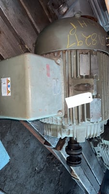 40 HP 3570 RPM General Electric, Frame 324TS, TEFC, 460 Volts