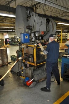 45 Ton, Minster #5, OBI press, 6" stroke, 14.25" Shut Height, 2.75"ram adj., 50/100 SPM, 28" x18"bed, air