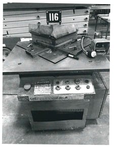 Unipunch #CH260, Notcher, 24 V, 3 Phase, 1985
