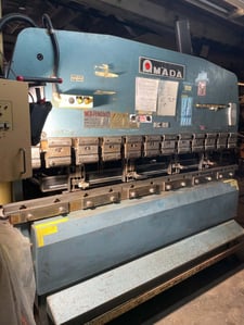 88 Ton, Amada #RG-80, CNC press brake, 8' overall, 80.8" between housing, 3.94" stroke, 15.76" throat, 14.58"