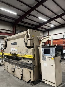90 Ton, Cincinnati #90AF-10, hydraulic press brake, 12' overall, 126" between housing