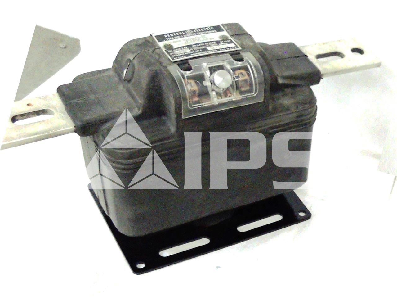 GE Jkm-3 Current Transformer 200:5 Bar Type