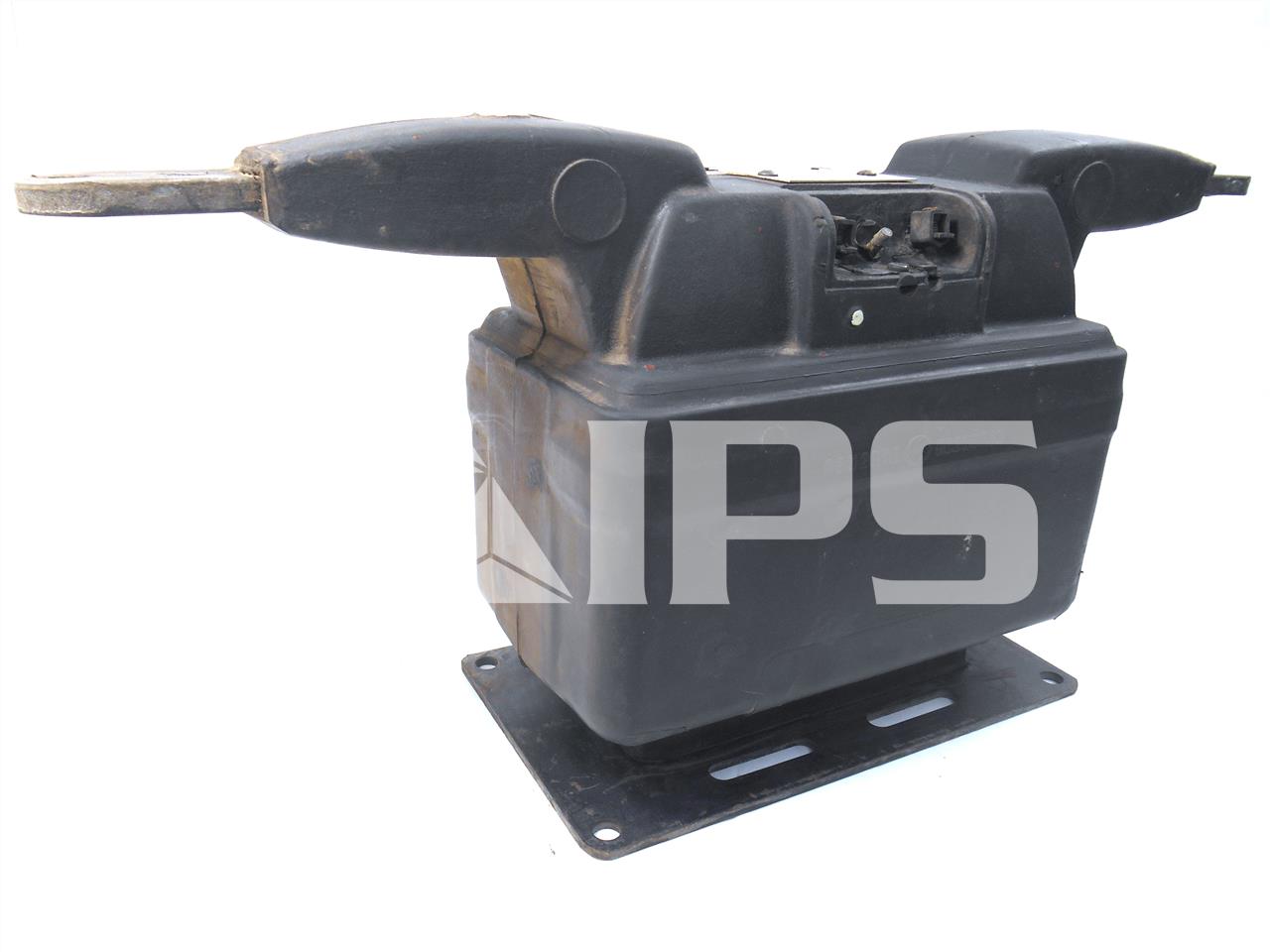 GE Jks-5 Current Transformer 600:5 Bar Type