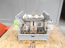 650 Amps WH Sja Vacuum Contactor 50mv Amps 2.5 KV 120 Volts AC Control, 2 Phase