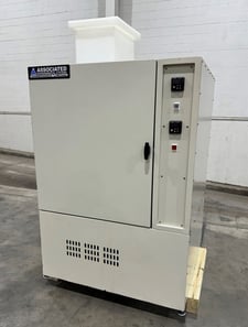 20" width x 18" D x 24" H Associated Environmental #LH-6, -4&deg;F to 201.2, 2010