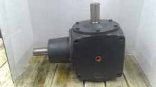 Hub City #0220-59346, 1.00 :1 ratio, ductile iron bevel gearbox