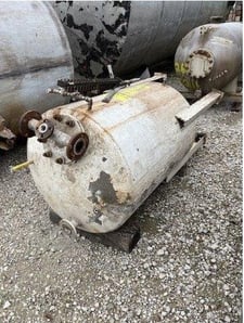 200 gallon 40 psi, 36" x 48", Carbon steel pressure vessel, dish top & bottom