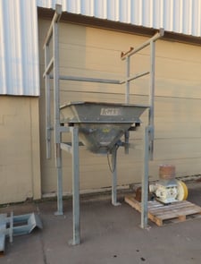 Super sack or bulk bag unloader with rotary valve, 12" dia discharge, adjustable height