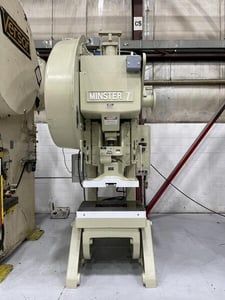 75 Ton, Minster #7SS, flywheel mechaincal metal stamping OBI press, 5" stroke, 17" Shut Height, air clutch