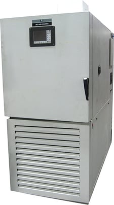 24" width x 25" D x 25" H Blue M #ETCU-09S2.5-B, temperature test chamber, -35° to 200.0, 208 V., 1-phase