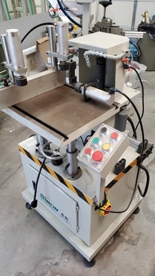 Sinto #0X05-200, CNC Corner Cleaning Machine, 0.5~0.8 Mpa working air pressure, 200 L/min air consumption