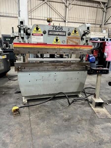 60 Ton, Accurpress #7606, hydraulic press brake, 6' overall, 55" between housing, 1989