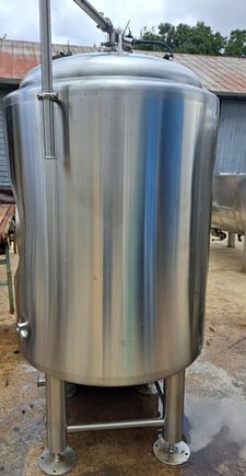 200 gallon Insulated Stainless Steel tank, 36" dia. x 48" straight side, dish top & bottom, 2" center bottom