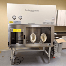 Barrier Isolator Positive Pressure Fume Hood Lab, Baker #SS-500 SterilSHIELD