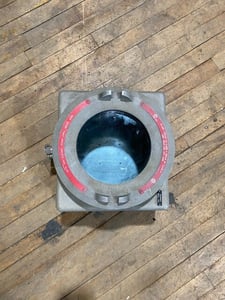 Cooper Crouse Hinds #GUB319-SA, Instrument Housing, 3/4" Bottom Conduit Opening, Explosion Proof, Metal