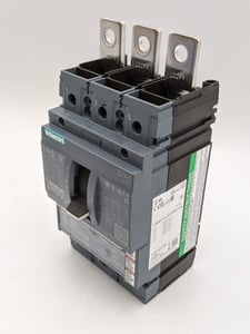 225 Amps, Siemens, 3VA, 5 Feed-Thru Circuit Breaker, 3VA5222-5EC31-0AA0, 750 V, 3 Pole, 3 phase