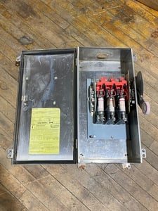 100 Amp. Eaton, DH323NWK, Fusible Safety Disconnect Switch, 240 Volt, NEMA Type 4X
