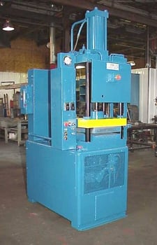 50 Ton, St. Lawrence, 19" x 18", down-acting, 15" daylight, 14" stroke, 18" x18" elec.platens, #94