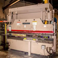 135 Ton, Cincinnati #135CB8, hydraulic press brake, 10' overall, 102" between housing, 8" stroke, 7" throat