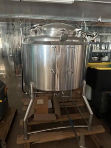 150 gallon Cherry Burrell #1850, Jacketed Stainless Steel Tank, 20 psig @ 100 deg F, 18 manway, 2 TC in/out