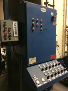 Nordson #107115C, Powder Coating Booth, 102" x 266" Overall, 36" x 84" Opening, (2) 5 guns Oscillator, 1900