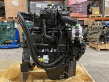 121 HP Komatsu #SAA4D107E-3, Engine Assembly, new surplus