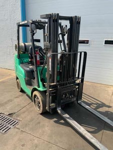 5000 lb. Mitsubishi #FGC25N, LP gas forklift, 187" raised mast, side shift, automatic transmission, 2016