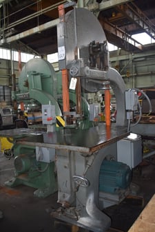 41.5" x 21" Tannewitz #RH, vertical band saw, tilting main table & auxiliary table, 7.5 HP