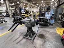 4000 lb. Minster #MR4-14D, pull-off double end reel, 14" width, 60" outside dimensions, 16"-20" ID, pneumatic
