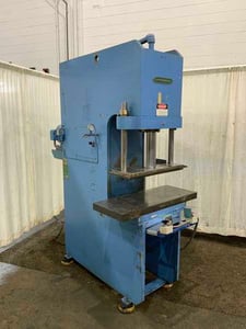 30 Ton, Greenerd #HC-30-30L5, hydraulic C-frame press, 12" stroke, 10 HP, 26" x15" bed, 1986