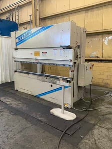 140 Ton, Wysong #MTH140-120, hydraulic brake, 10' overall, 102" between housing, 8" stroke, 17" open height