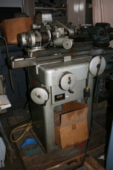 K.O. Lee #B6043E, Tool & Cutter Grinder, 5-1/4" x 27-1/4" Table, 1/2 HP, 460 V., 1977