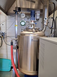 52 Gal. Across International #SR 200E.220, Jacketed Stainless Steel Reactor, Huber Unistat T320 w/ Pilot ONE