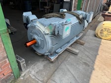 600 HP 892 RPM Siemens, Frame 5812S, TEFCBB, 6-Leads Y-D, 460 Volts AC.