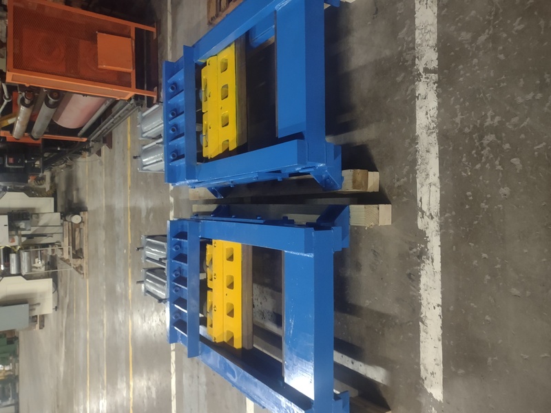 Neilson & Hiebert Tail Cutter (2 available)