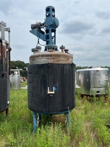 600 gallon Stainless Steel jacketed mix tank, 60" dia. x 54" straight side, top center mounted agitator