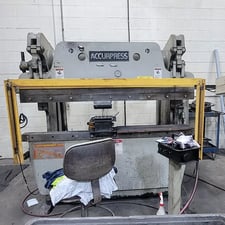 60 Ton, Accurpress #7606, Hydraulic Press Brake, 6' overall, Accurpress Control, 1988