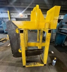 40000 lb. C-Hook, 37" Arm, 48" Coil Width, 37" Throat, 4.5" x 13" Bale Opening